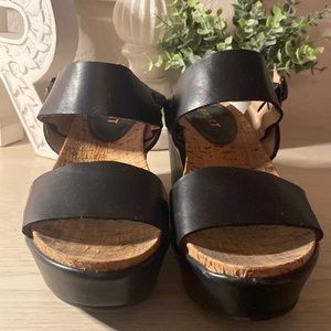 Report wedge strappy sandals 6.5
